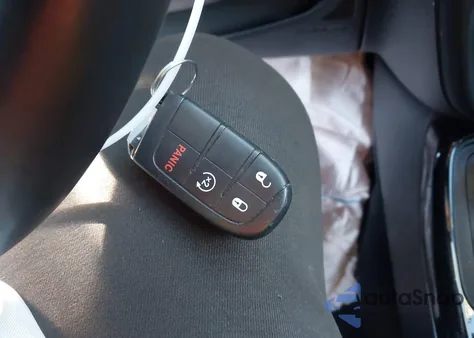 2019 Jeep Compass Altitude 4X4 from USA, damaged, VIN 3C4NJDBB2KT713724